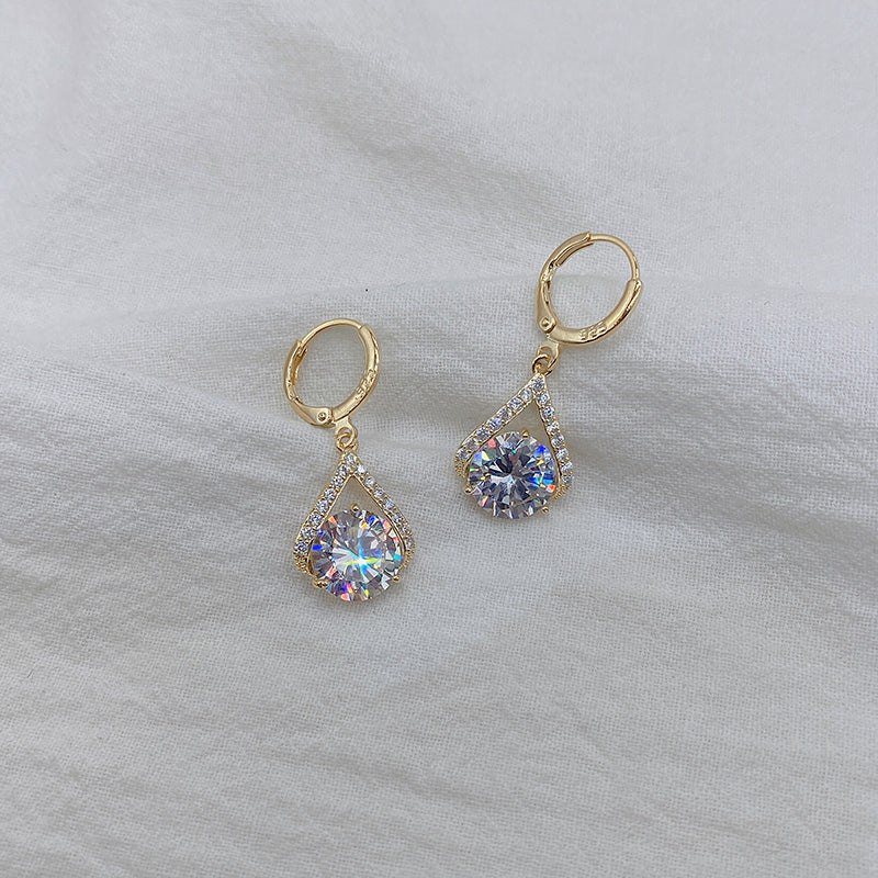 Glanzende kristallen oorbellen