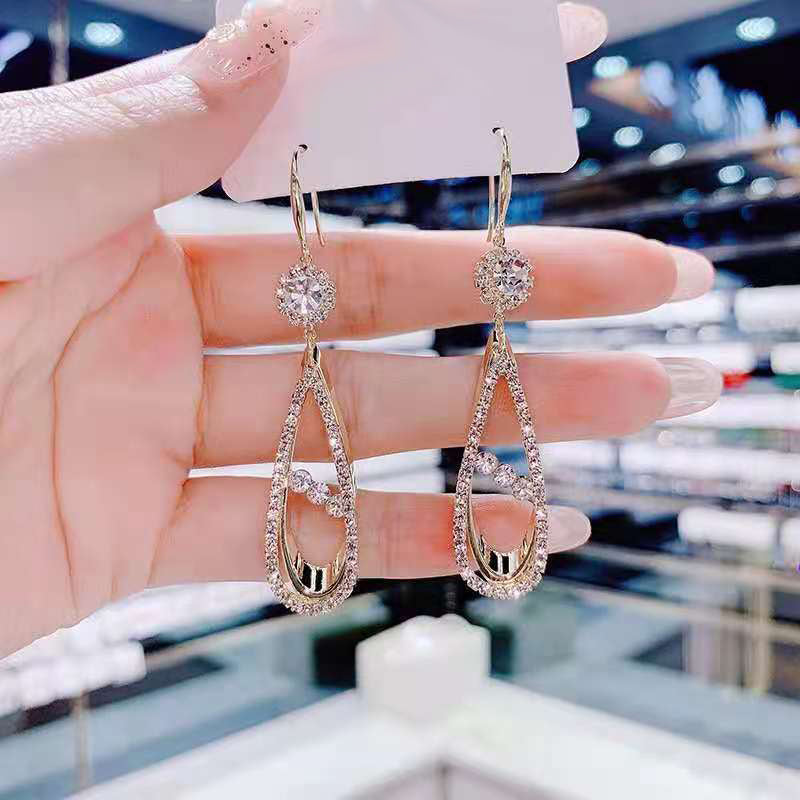 Luxe oorbellen met volledige diamanten