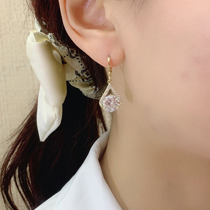 Glanzende kristallen oorbellen