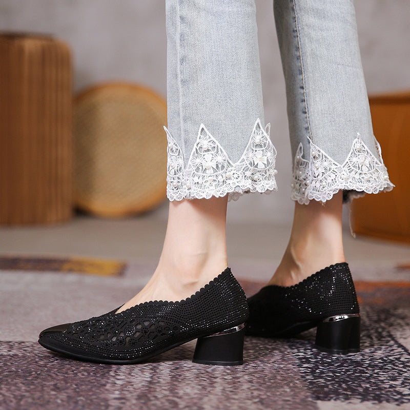 Holle mesh schoenen met spitse neus en stevige hak