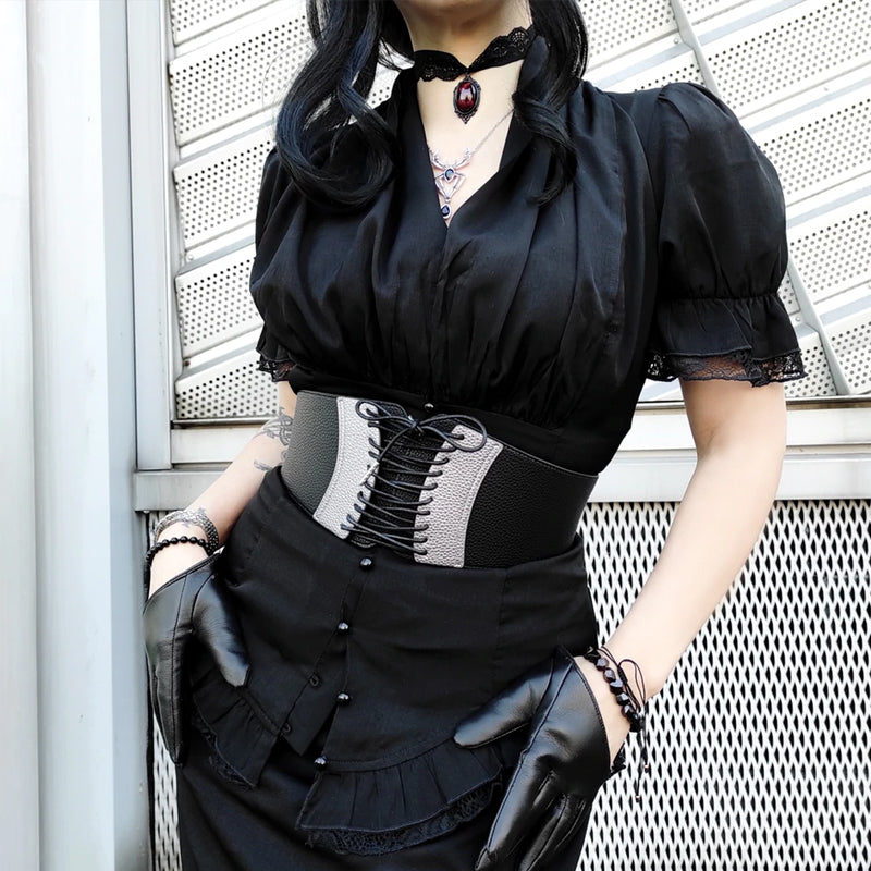 V-hals blouse met veters en korte mouwen