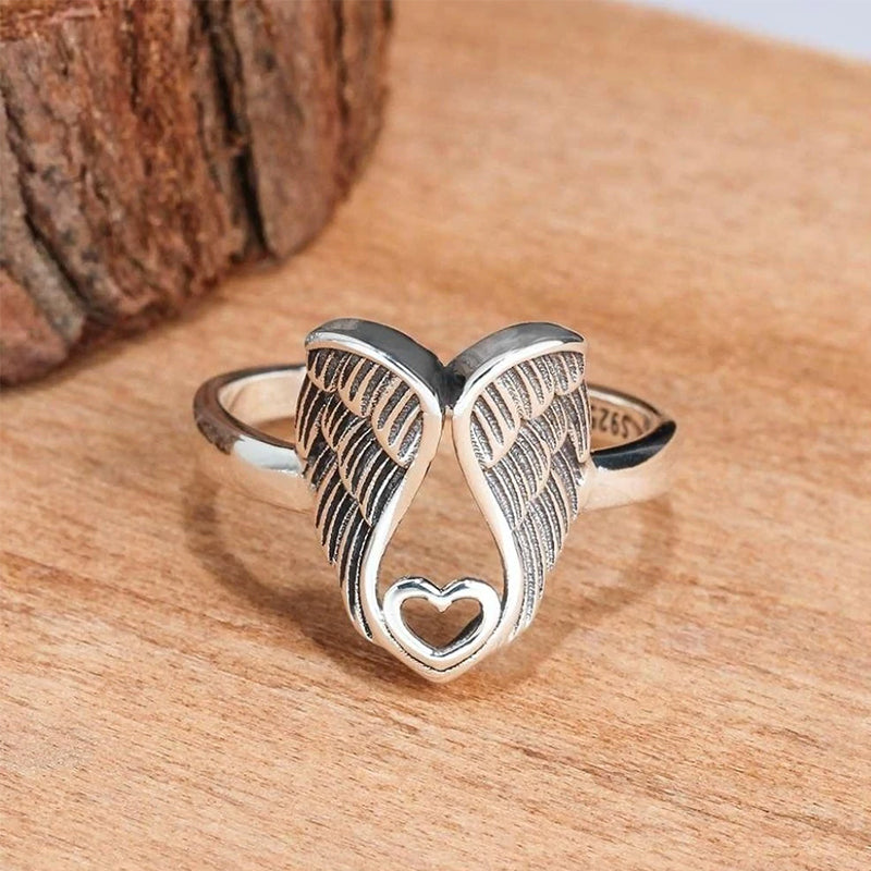 Sterling zilveren ring met engelen hart