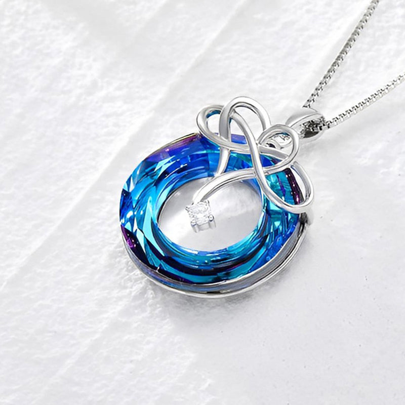 Love Eternity ketting en oorbellen