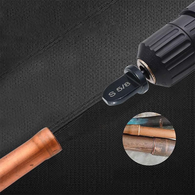 Boorset met smeed gereedschap