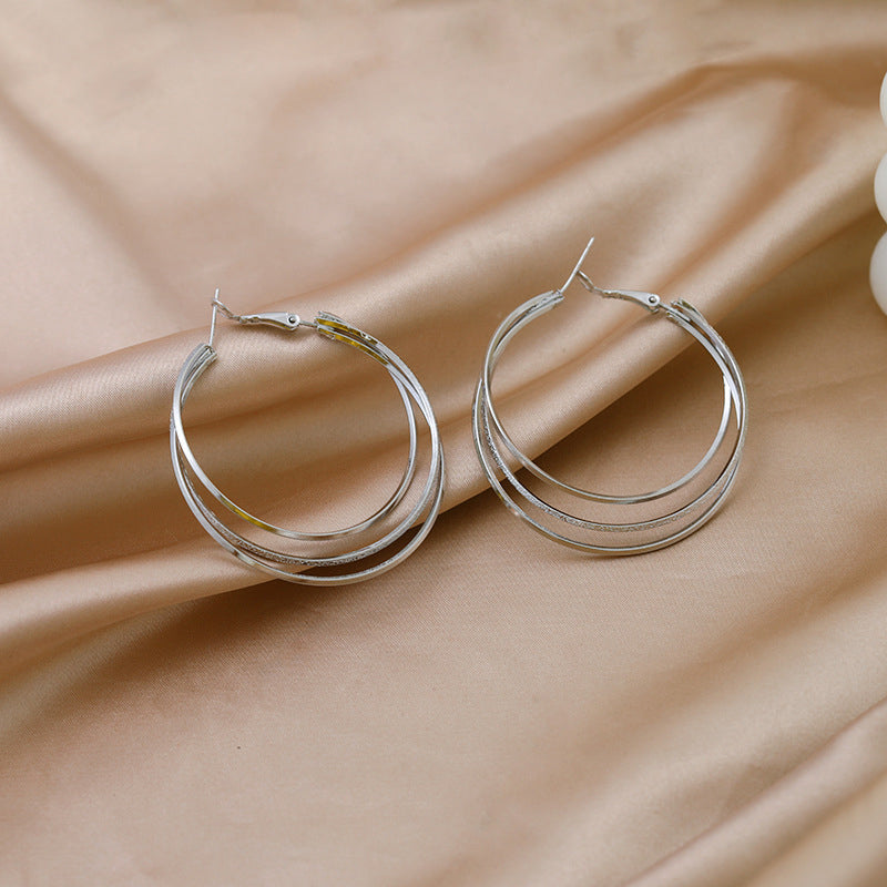 Oorringen met drievoudige ring