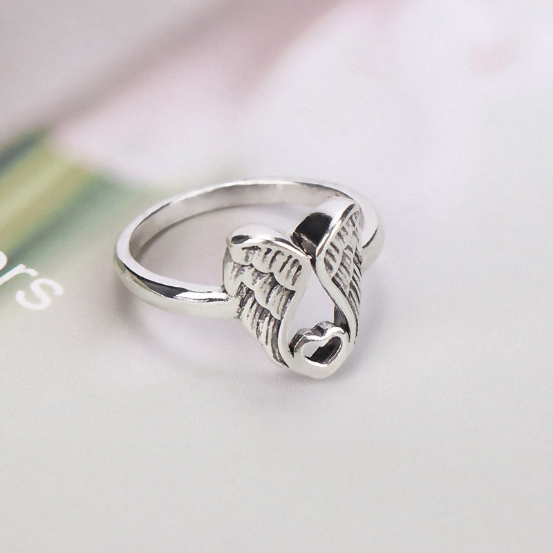 Sterling zilveren ring met engelen hart