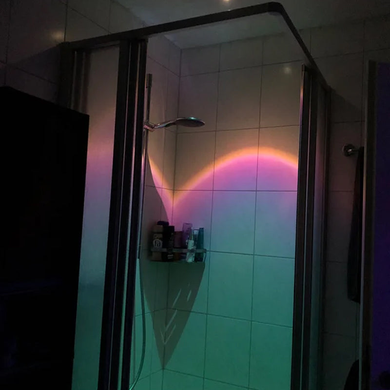 Zonsondergangprojectie onder kastlicht