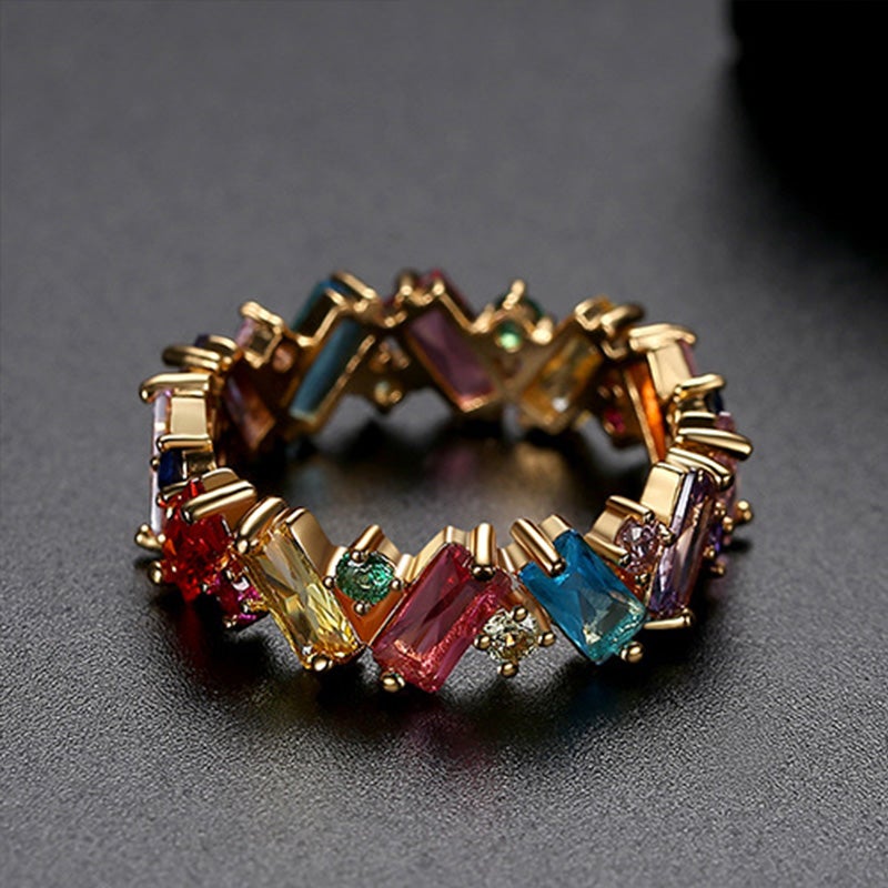 Ring met regenboog zirkoon