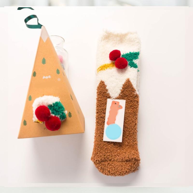 Zachte warme sokken van koraalfleece met kerstthema (4 paar)