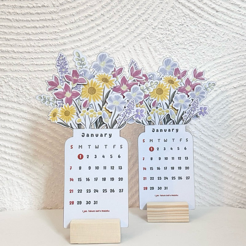 Bureaukalender Bloeiende Bloemen 2024
