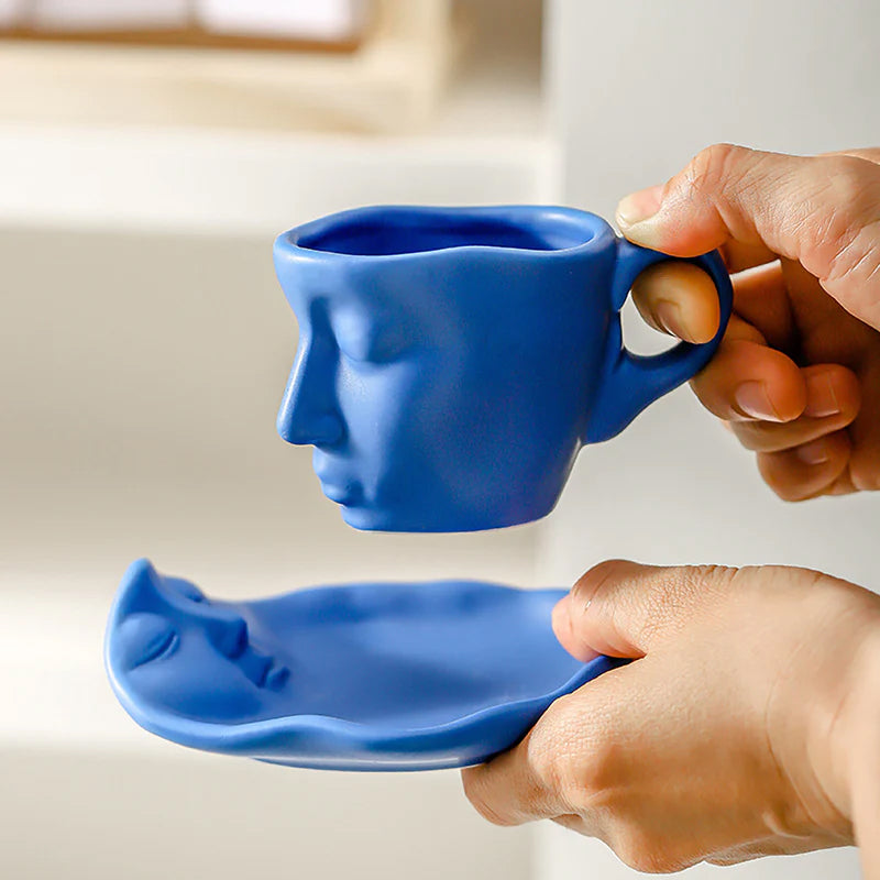 Metalen aanraken gezicht creatieve keramische kus koffiemok