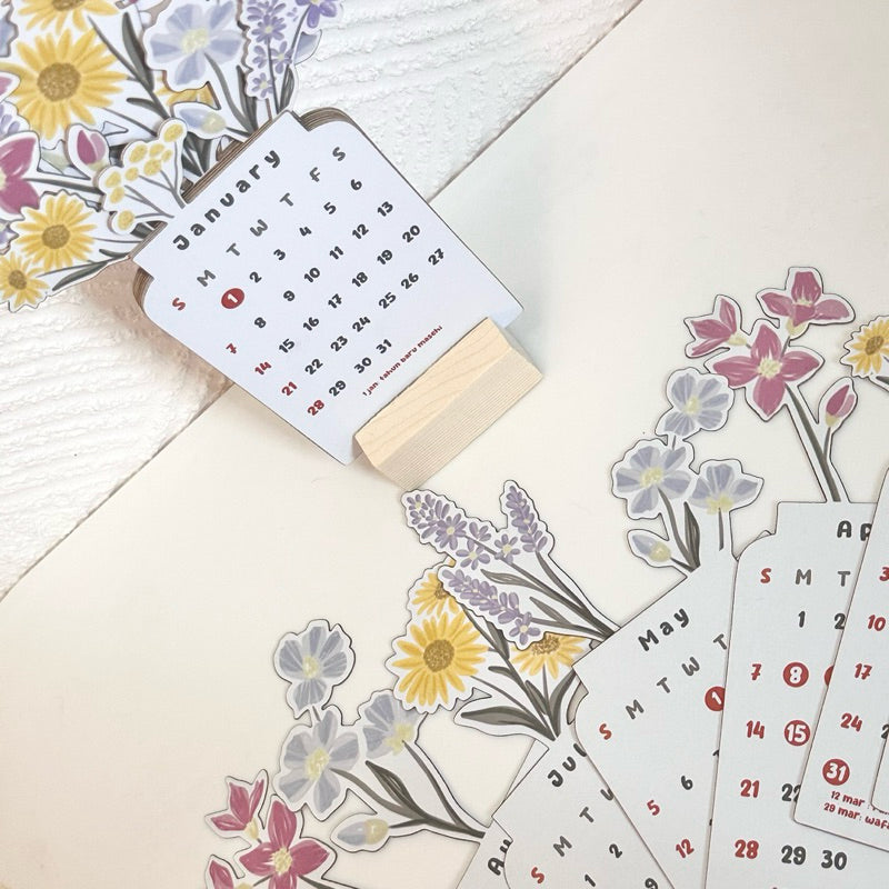 Bureaukalender Bloeiende Bloemen 2024