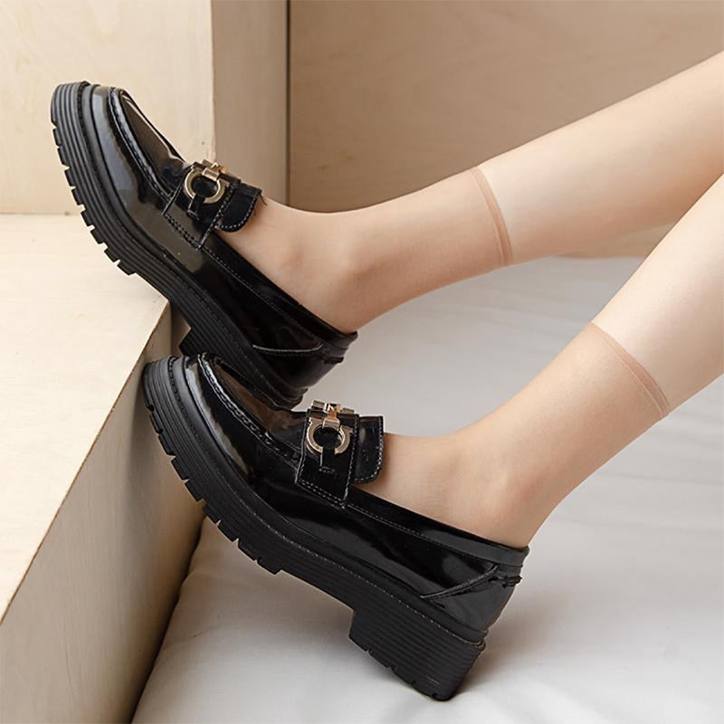 Invisible short stockings with non-slip rubber dots