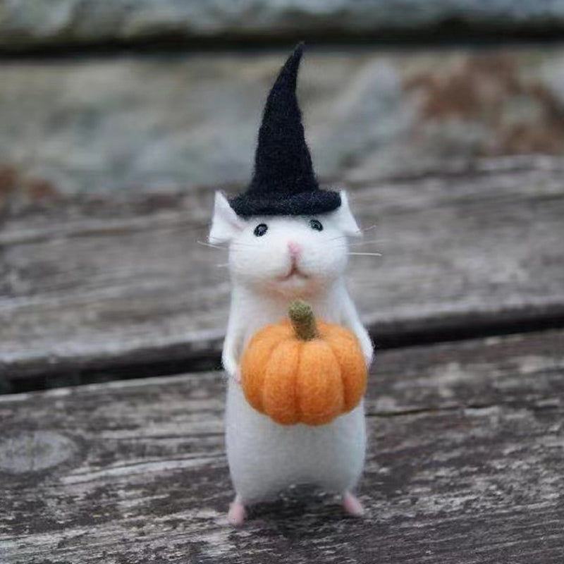 Vilten muis- en pompoenornament