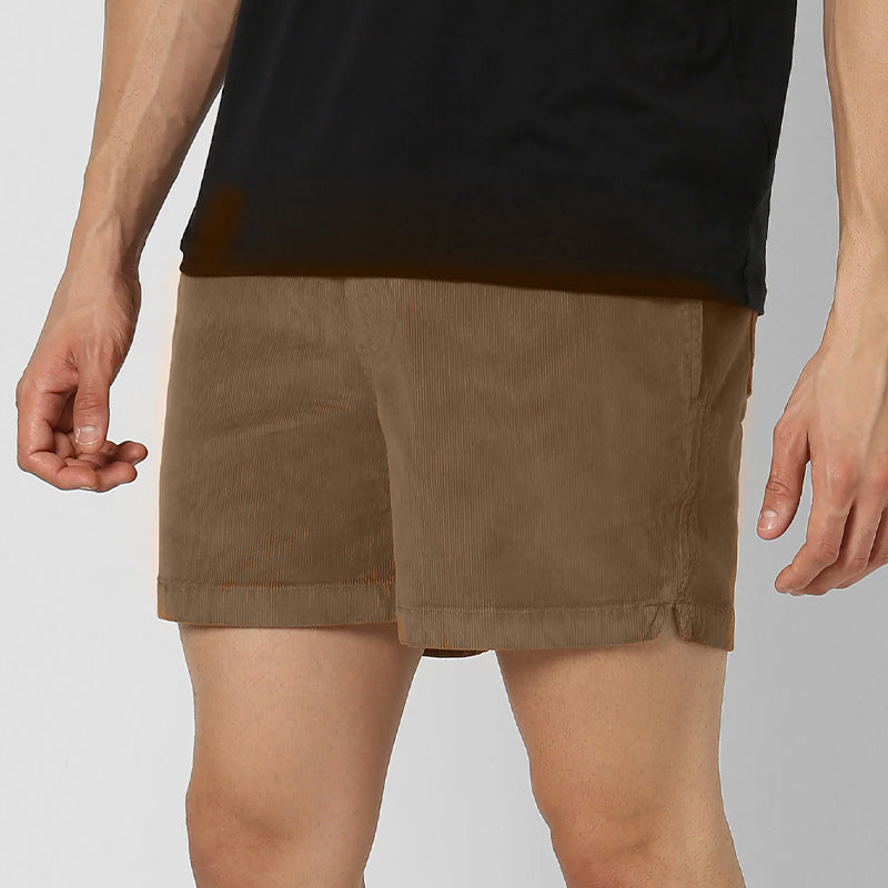 Eenvoudige herenshort van corduroy