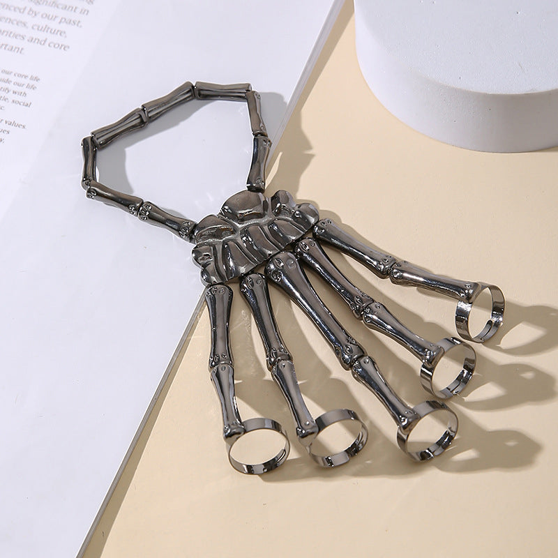 Metalen schedelarmband