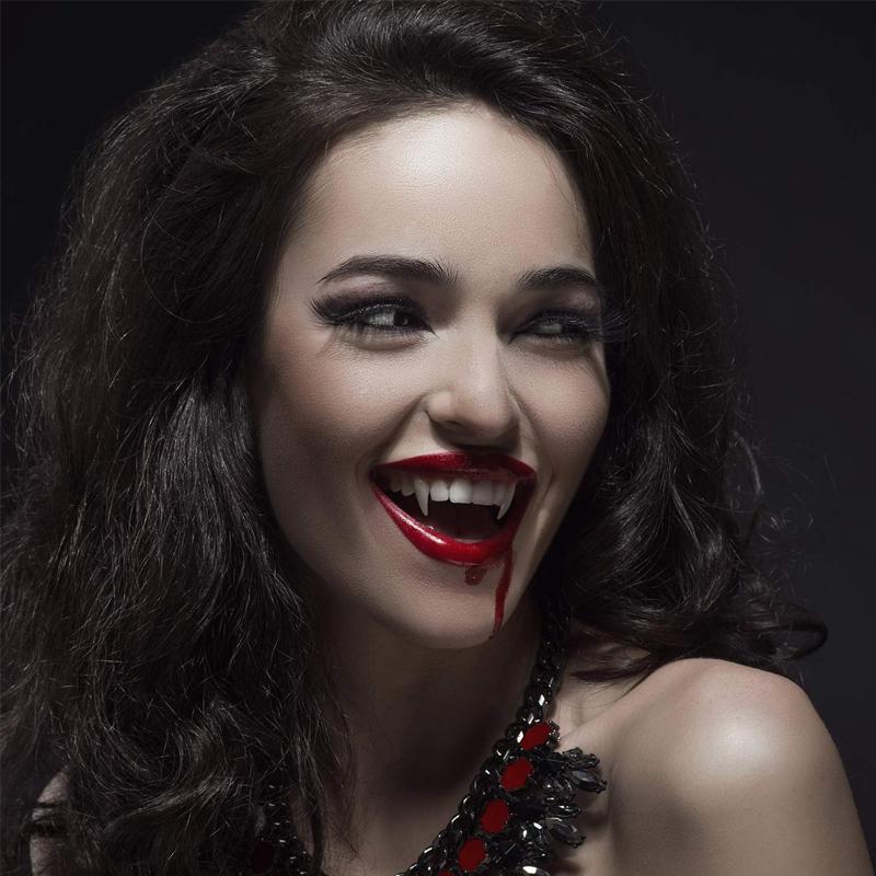 Intrekbare vampiertanden