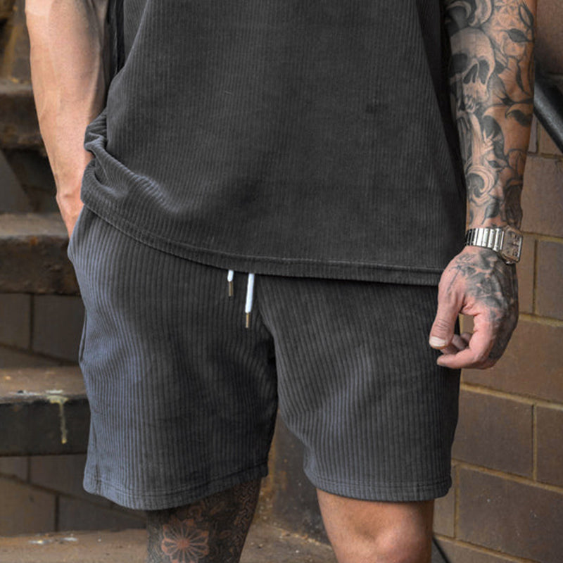 Eenvoudige herenshort van corduroy