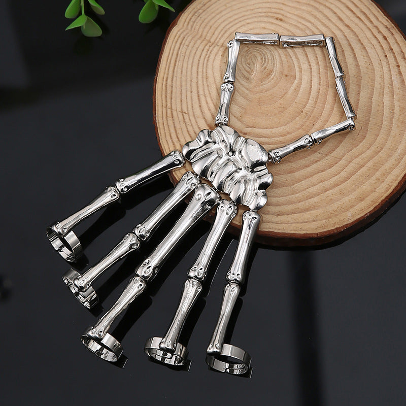 Metalen schedelarmband