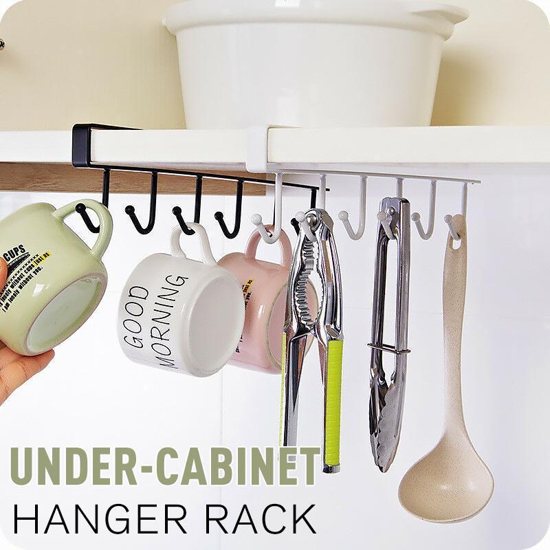Hangerrek met 6 haken onder de kast