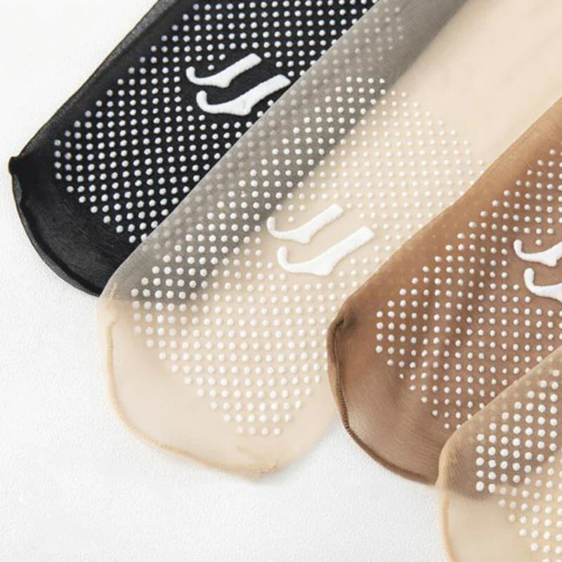 Invisible short stockings with non-slip rubber dots