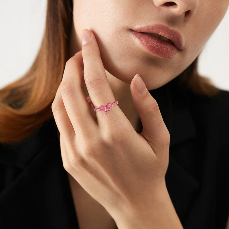 Damesring met strikgesp