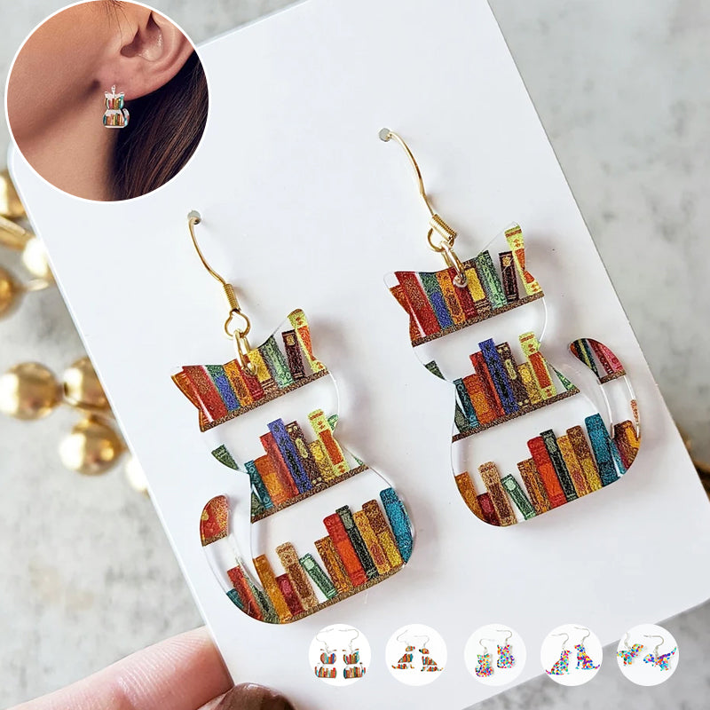 Kat Oorbellen Met Boeken