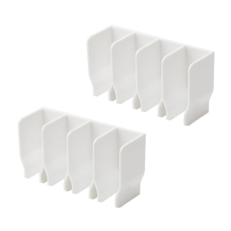 Aan de muur gemonteerde huidverzorgingsorganizer voor reinigingsmiddelen