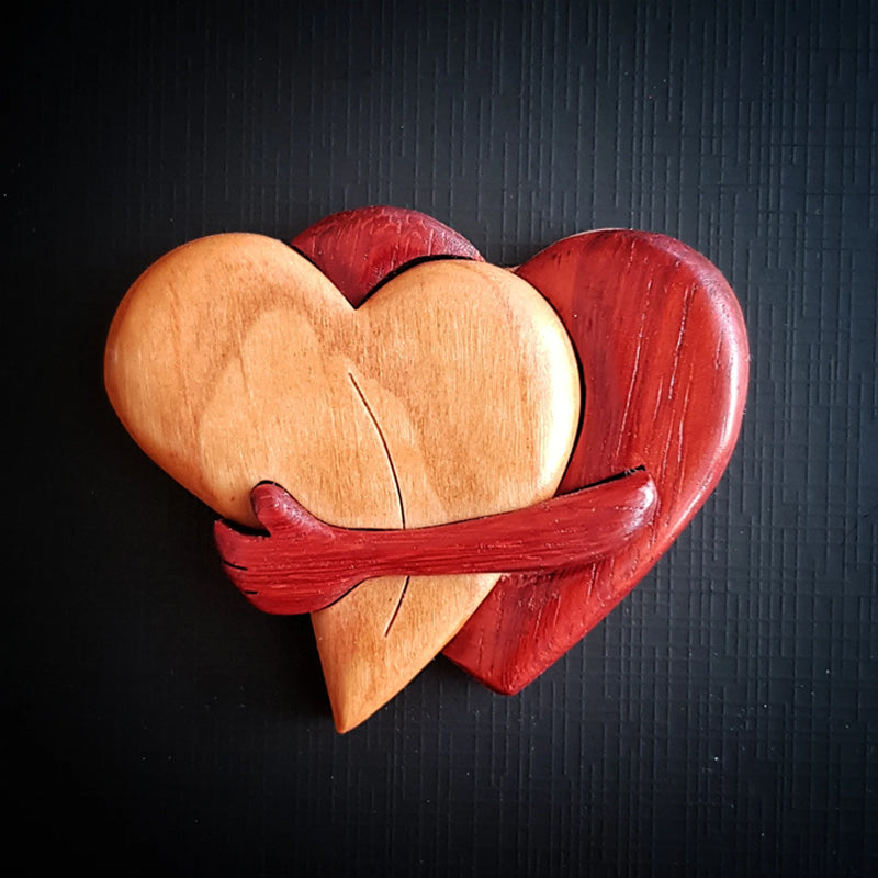 Liefdevolle harten houten Intarsia Pinback knop