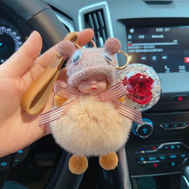 Leuke simulatie pluche scheel pop