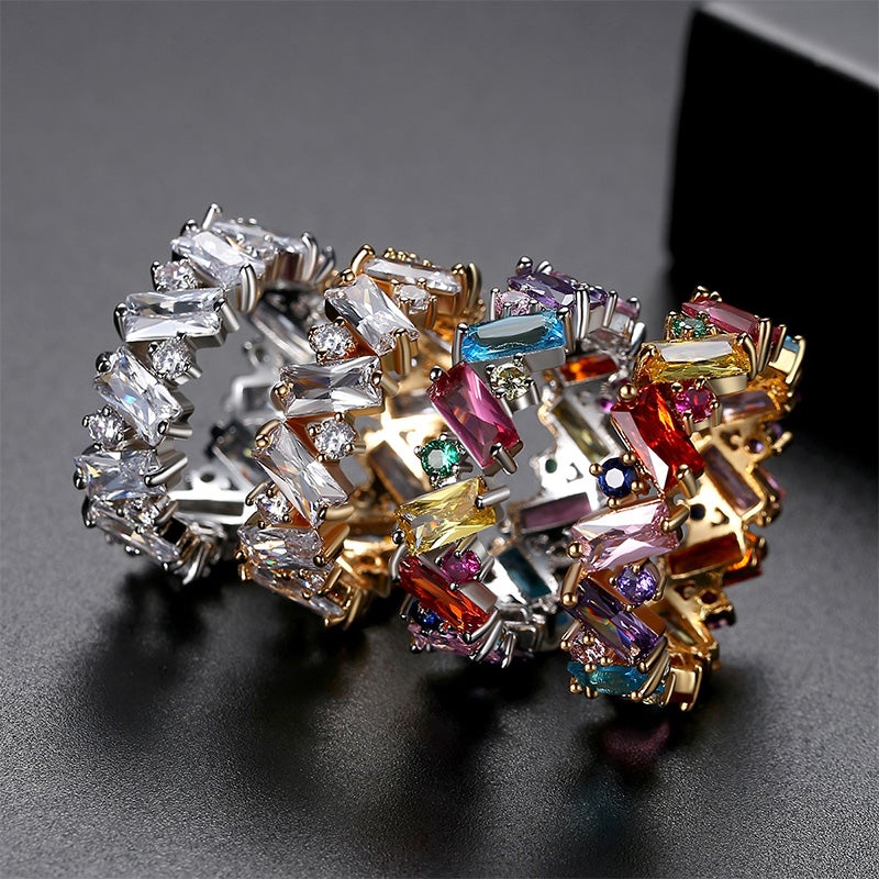 Ring met regenboog zirkoon