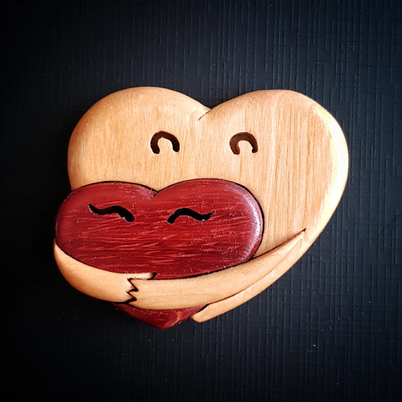 Liefdevolle harten houten Intarsia Pinback knop
