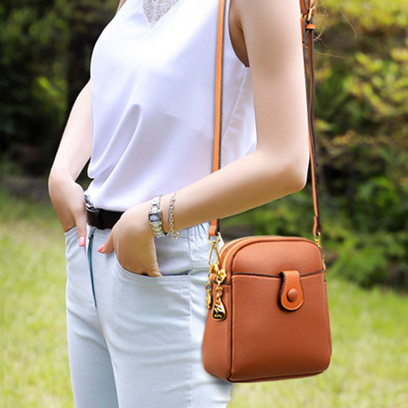 Kleine vierkante tas met één schouder in contrasterende kleur