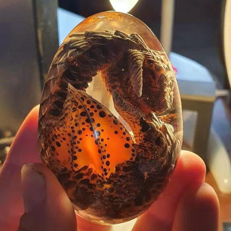 LAVA DRAAK EI