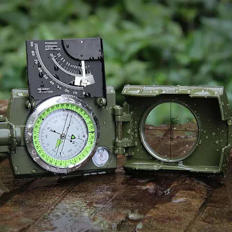 Multifunctioneel militair gericht navigatiekompas