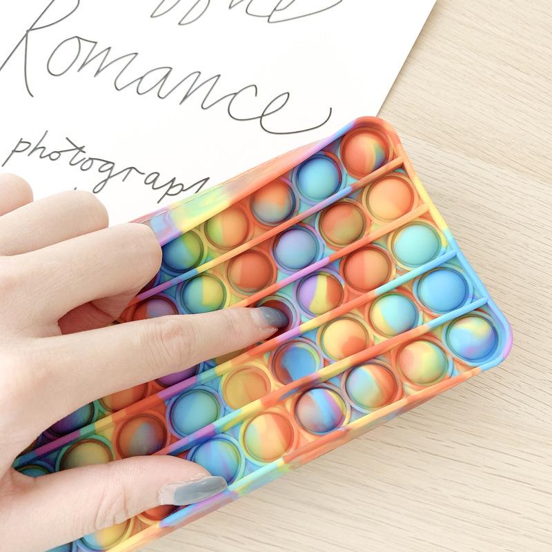 Voorverkoop--Pop Bubble Pencil Case