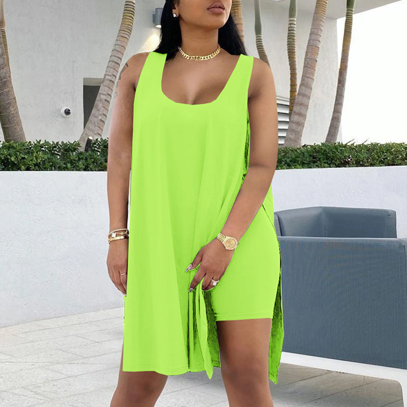 U-hals mouwloze jurk en shorts set