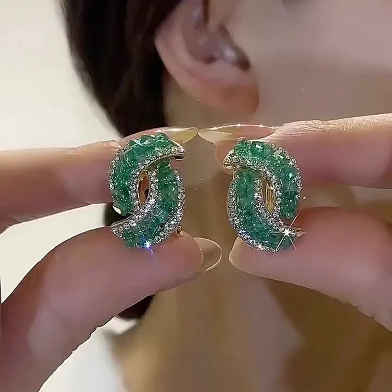 Groene verfraaide gesp oorbellen