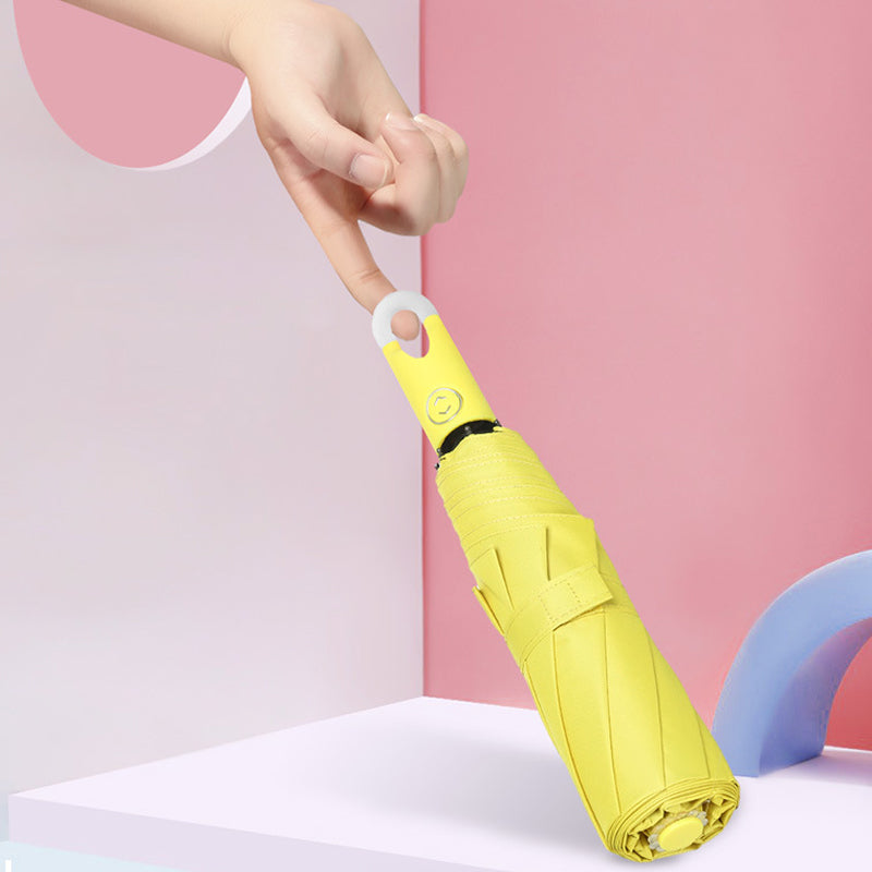 Drievoudige, zelfopenende en intrekbare paraplu met gesp