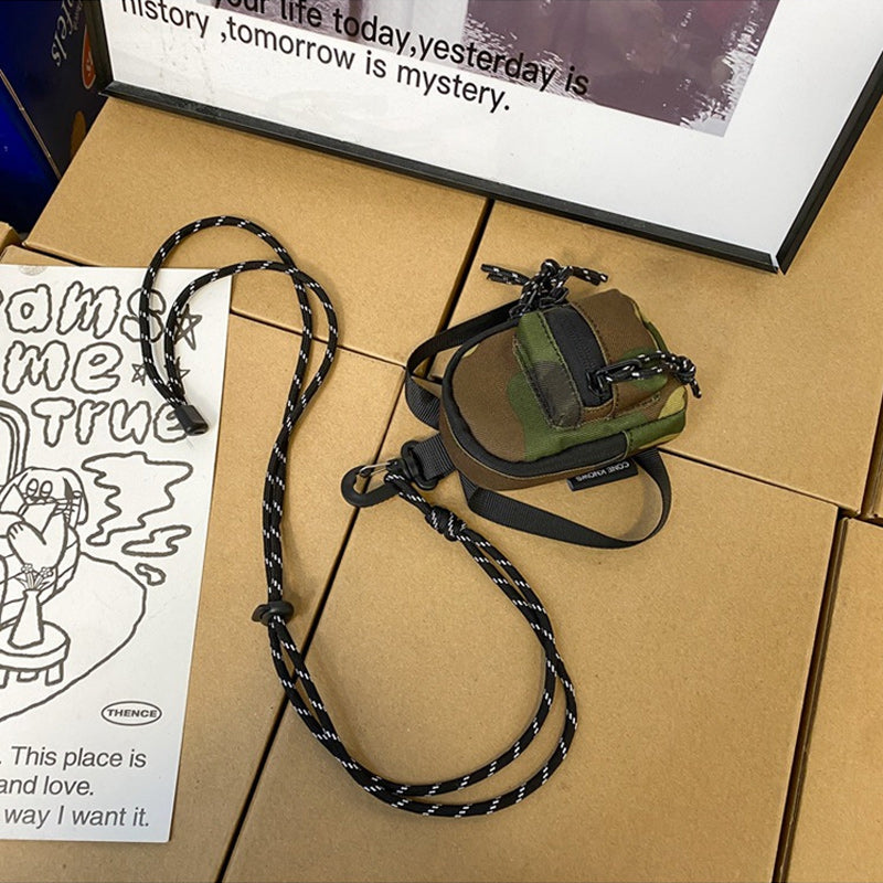 Populaire minitas met hanger