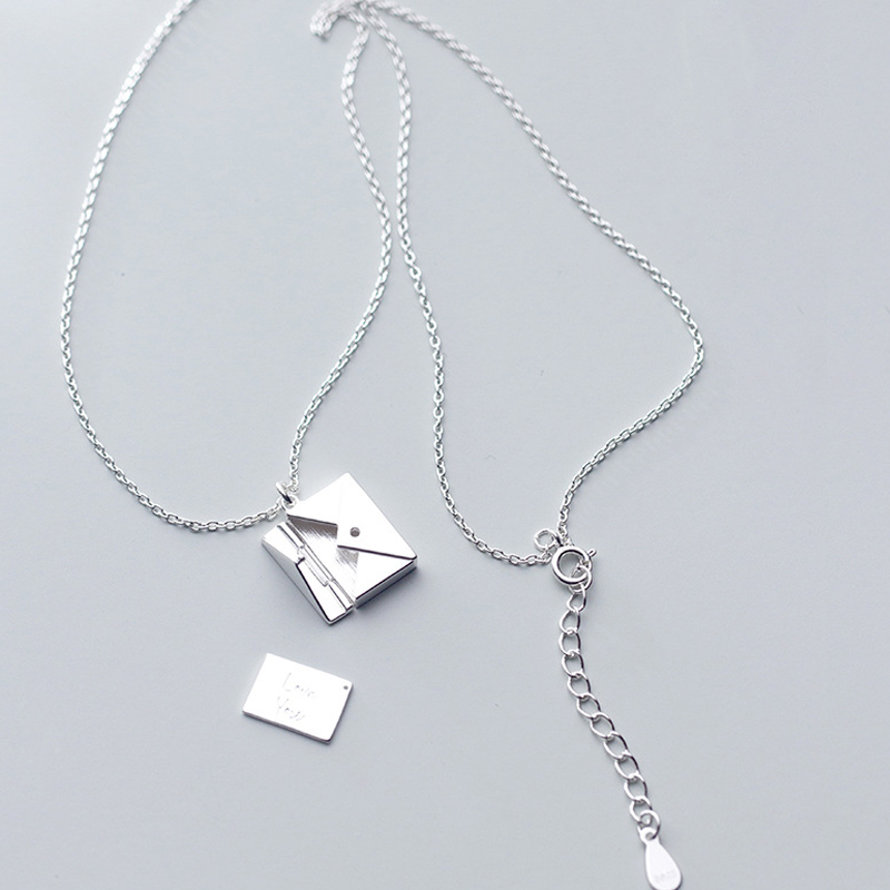Metalen envelop ketting