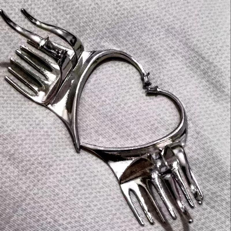 Feehaar- en oorclips