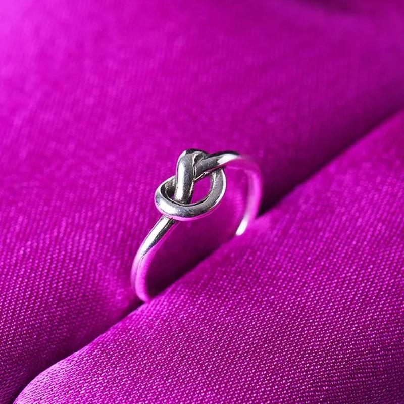 Zilveren eenvoudige knoop ring