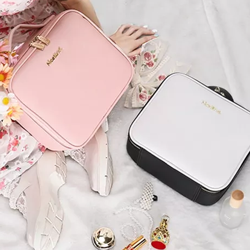 Make-uptas met LED-spiegel