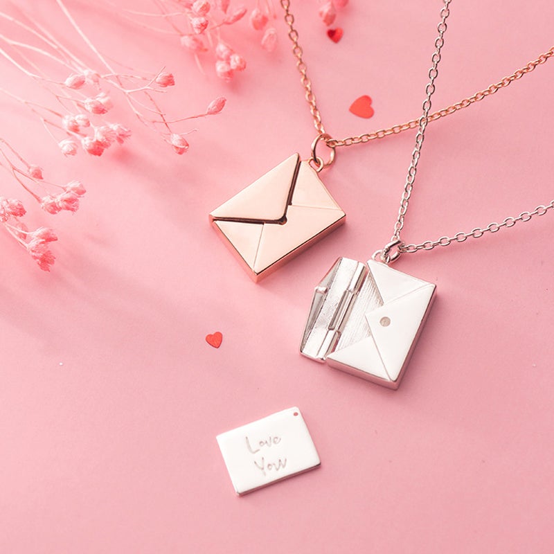Metalen envelop ketting