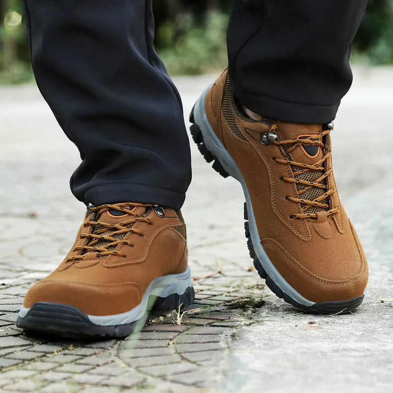 Outdoor-sneakers voor bergbeklimmers