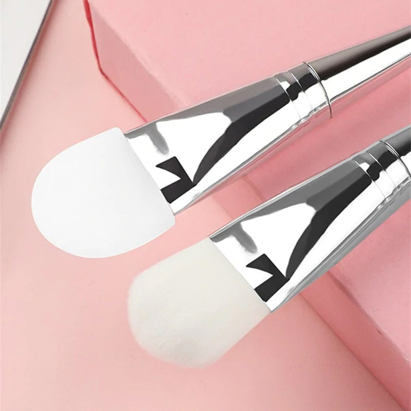 Beauty Tools: Doseercontainer & Maskerborstel
