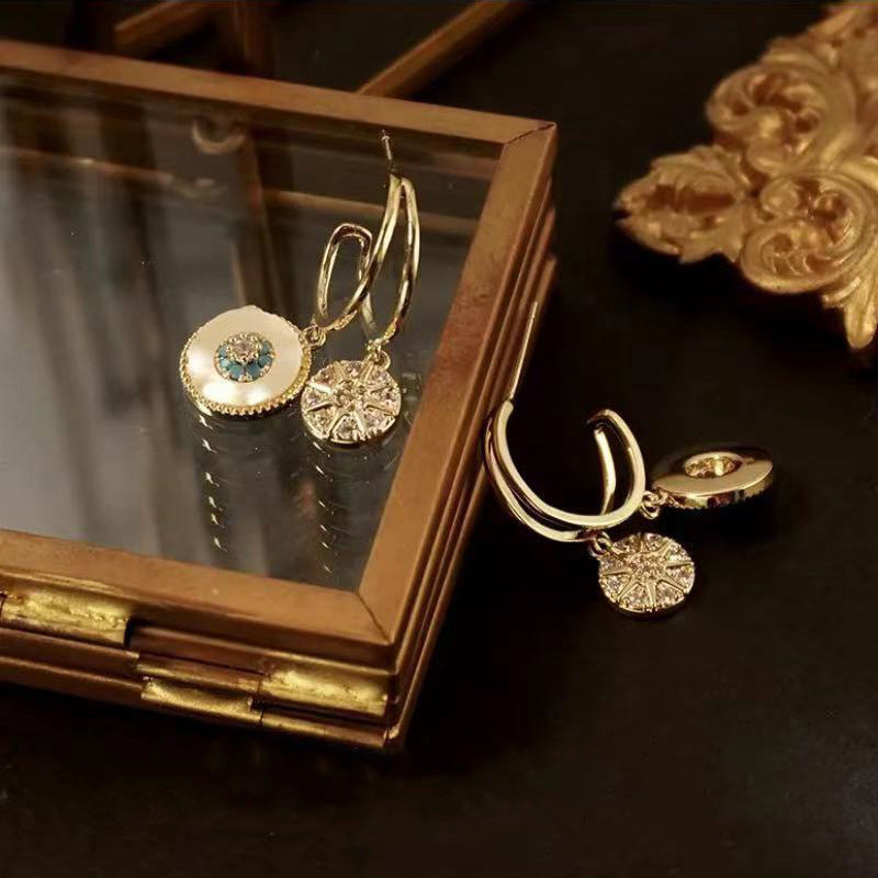 "Dochter van de zee" roterende oorbellen