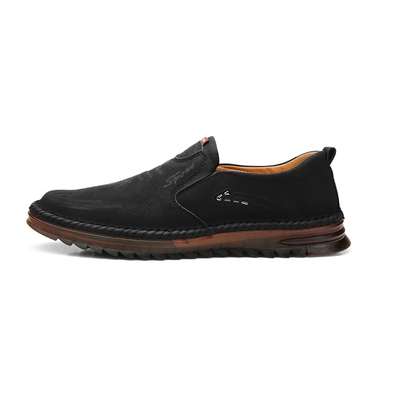 Handgenaaide, ademende leren schoenen met een zacht oppervlak en peeszolen
