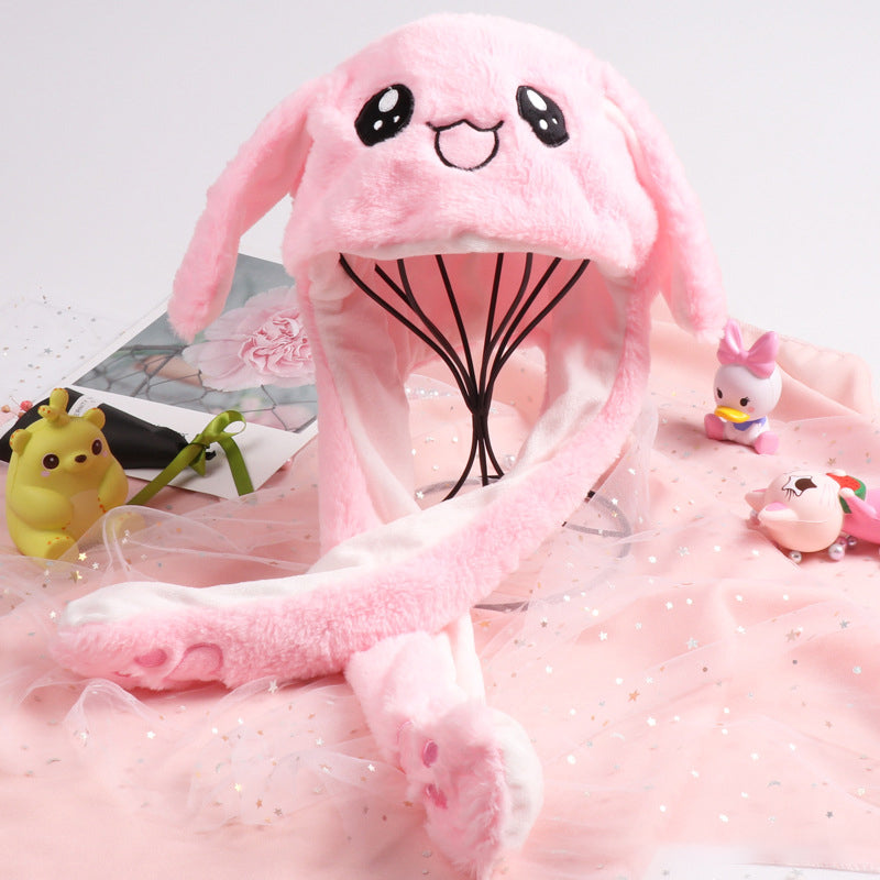 Schattige pluche oor springende konijnenhoed